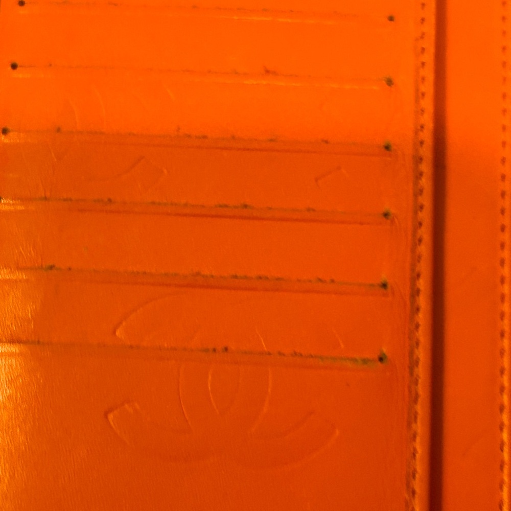Chanel Wallet - Picture 10 of 12
